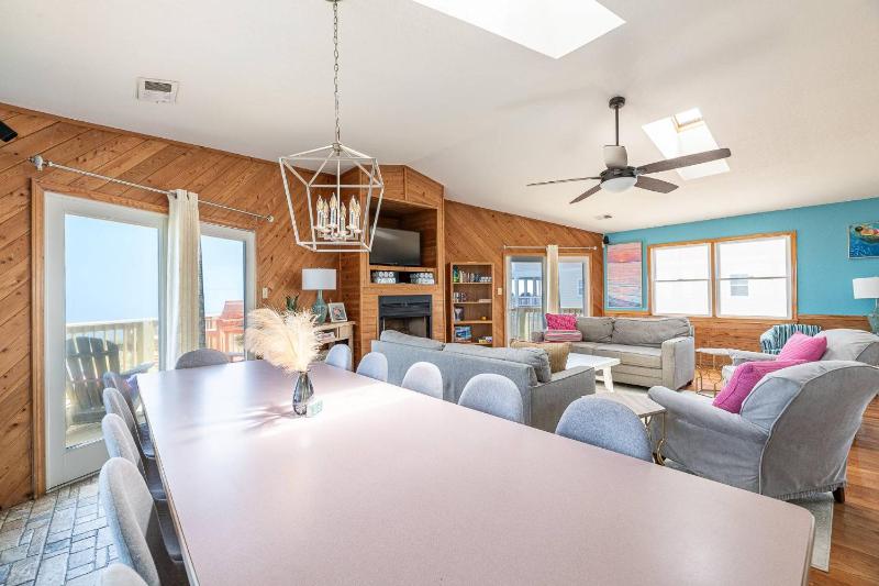 The Sweet Spot - KDH MP 7.5 Oceanfront Ocean View Pool Hot Tub Pets OK Flex Stays - image 15