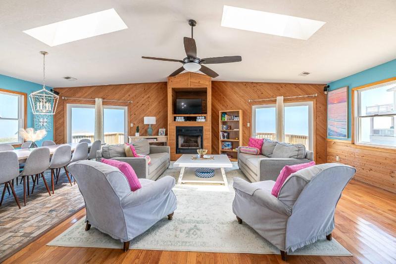 The Sweet Spot - KDH MP 7.5 Oceanfront Ocean View Pool Hot Tub Pets OK Flex Stays - image 8