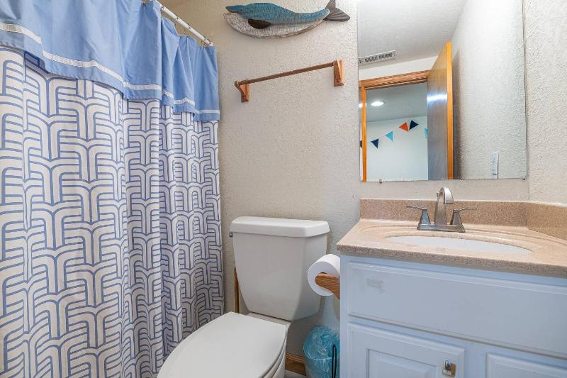 The Sweet Spot - KDH MP 7.5 Oceanfront Ocean View Pool Hot Tub Pets OK Flex Stays - image 24