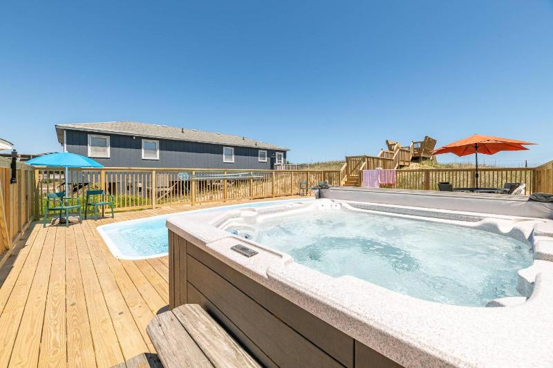 The Sweet Spot - KDH MP 7.5 Oceanfront Ocean View Pool Hot Tub Pets OK Flex Stays - image 49