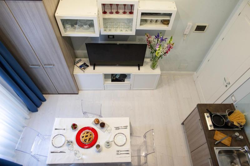 Three-Bedroom Apartment image 3