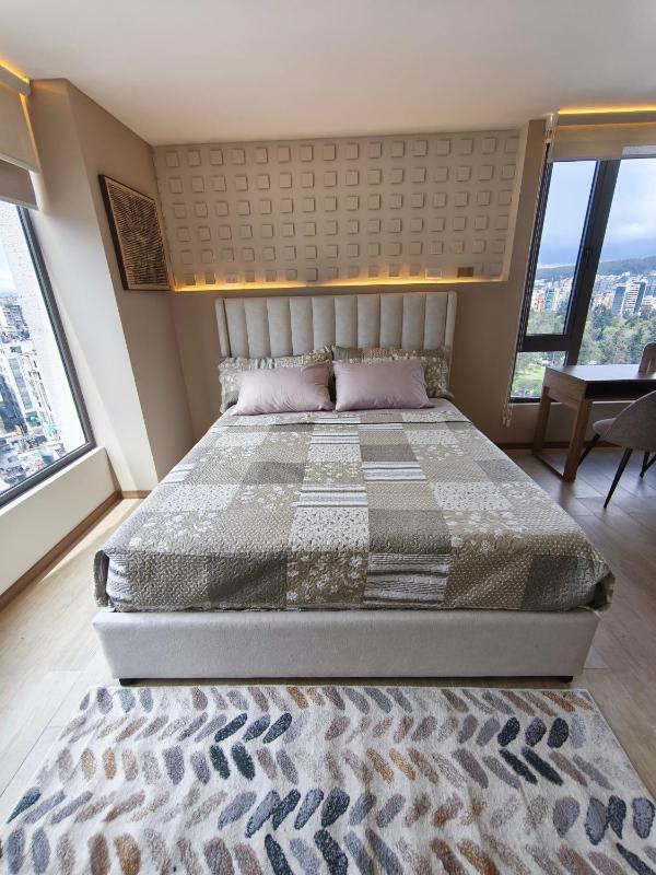 Coliving Ecuador Edificio Efyra La Carolina Quito - image 3