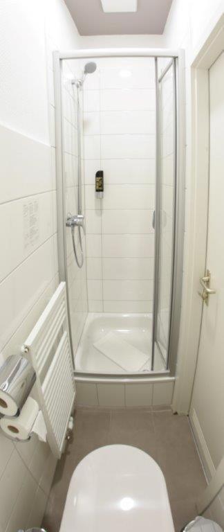 Single Room image 1