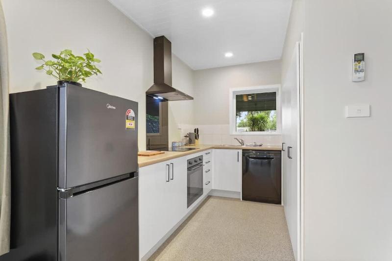 Papawai Townhouse 11 - image 1