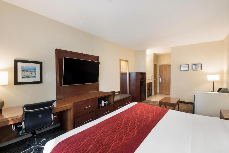 King Room - Non-Smoking image 2