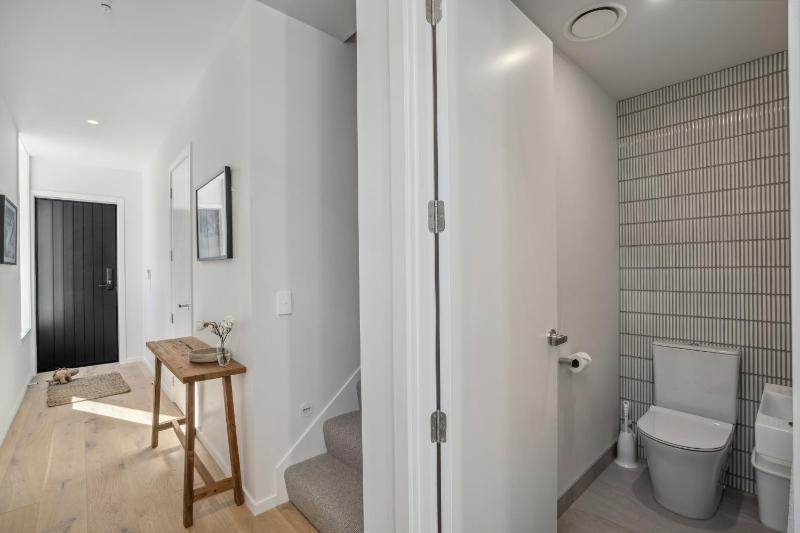 Explorers Rest - Wanaka Holiday Home - image 7