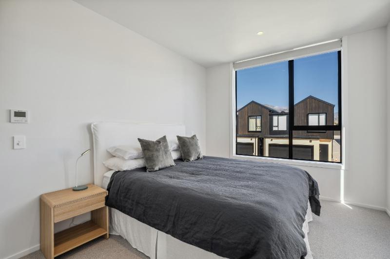 Explorers Rest - Wanaka Holiday Home - image 18