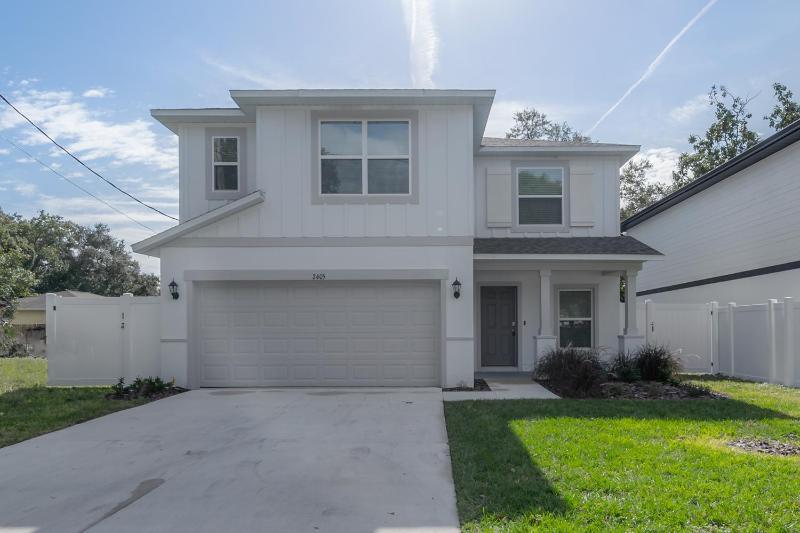 2405 E 19th Ave - image 11