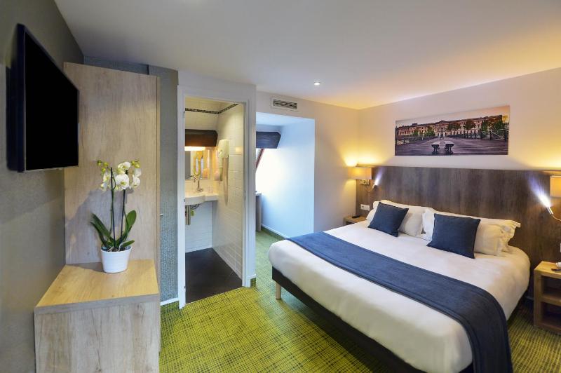 Hotel Eugenie - image 13