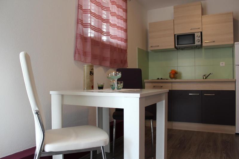 Studio with Sea View image 2
