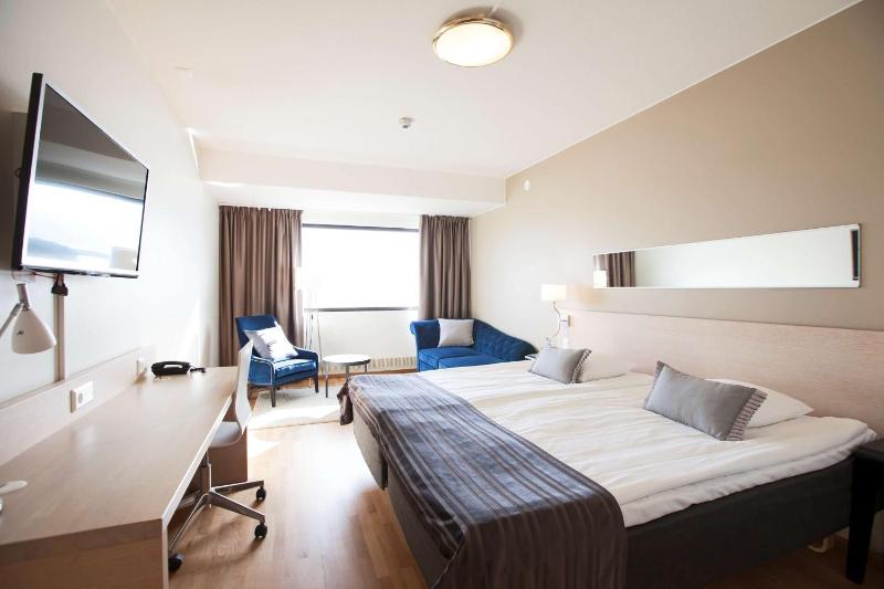 Standard Family Room image 1