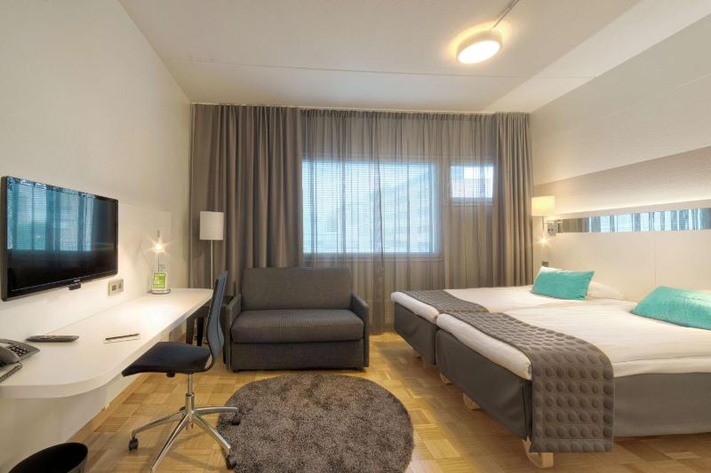 Twin Room image 1
