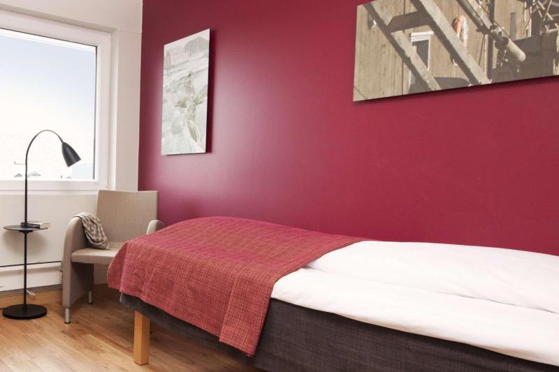 Single Room image 4