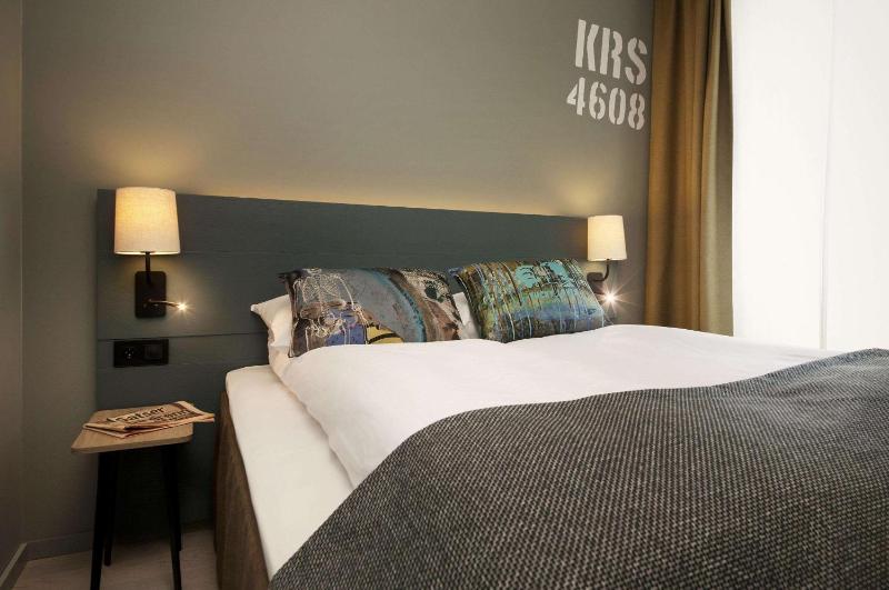 Superior Room image 4