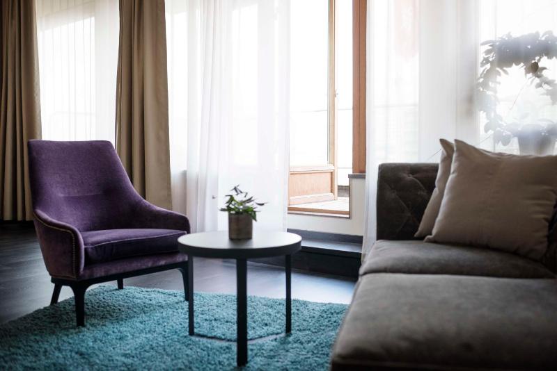 Superior King Room image 1