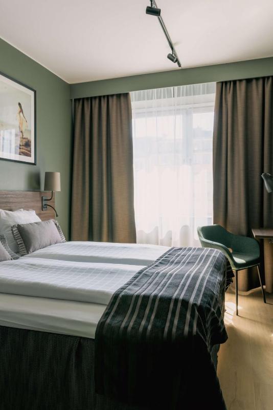 Standard Double or Twin Room image 3