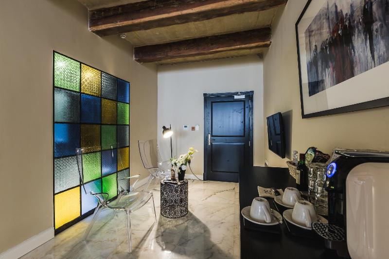 Exclusive Suite image 2