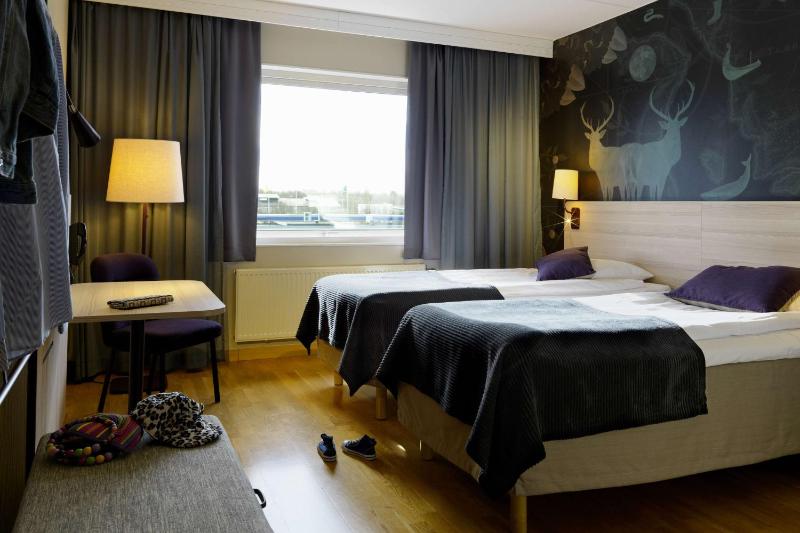 Standard Double or Twin Room image 3