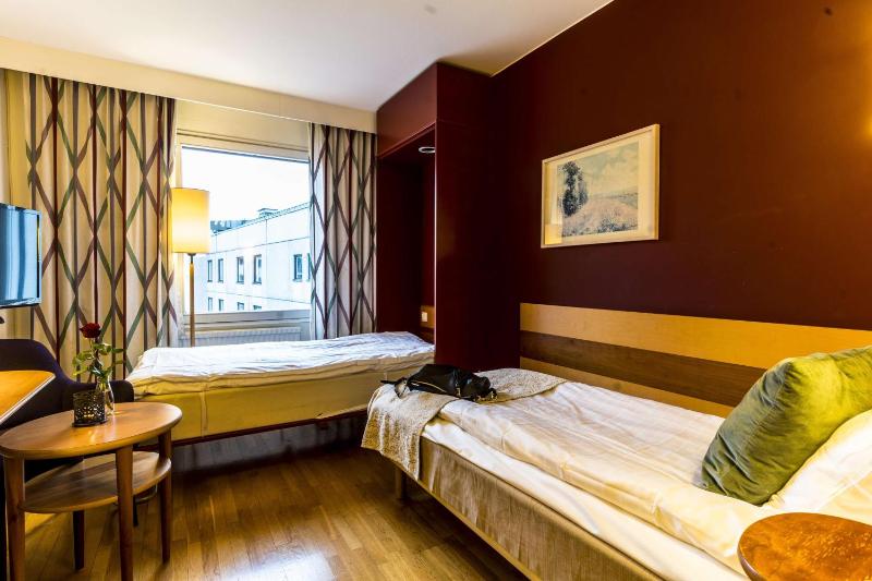 Single Room image 4