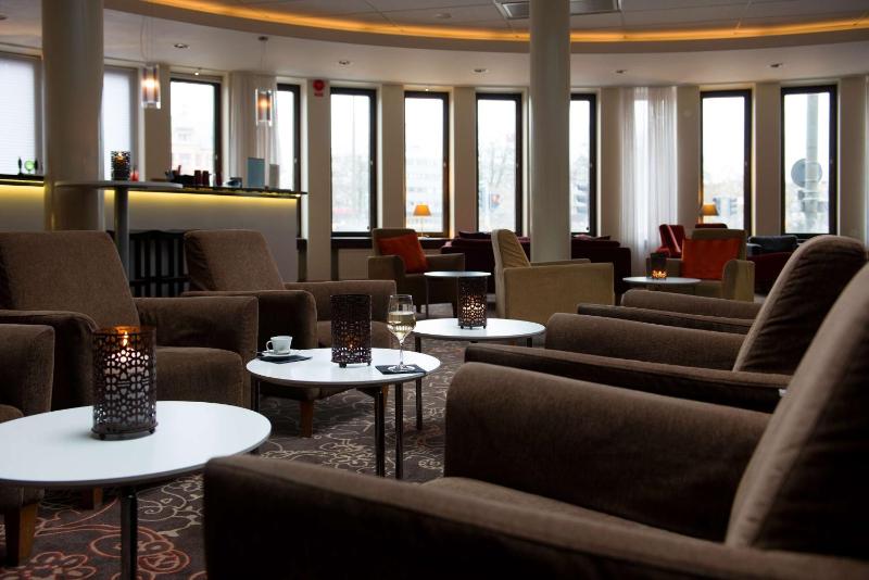 Sky Hotel Malmö City - image 23