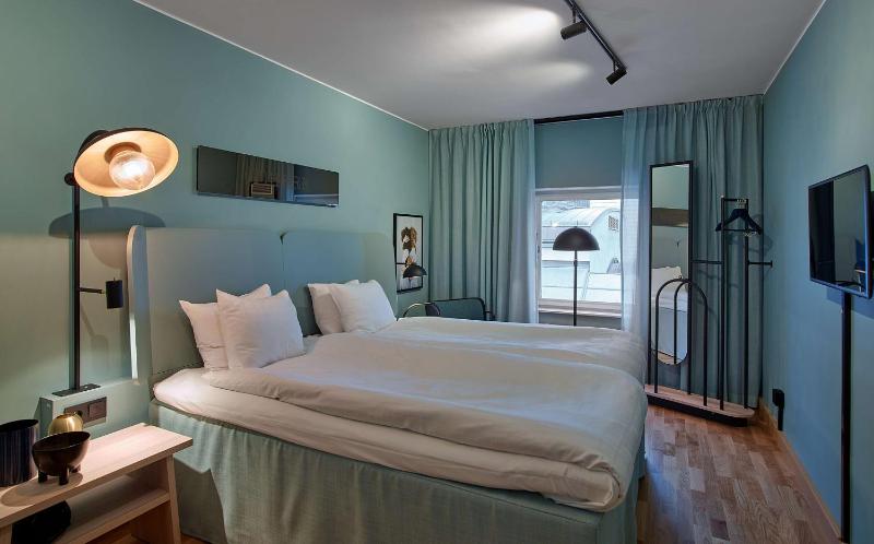 Superior Twin Room image 1