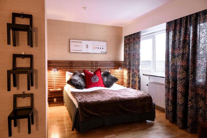 Superior Twin Room image 2