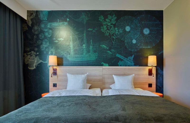 Superior Twin Room image 1