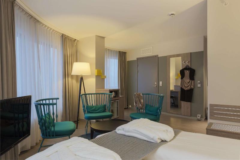 Junior Suite image 4