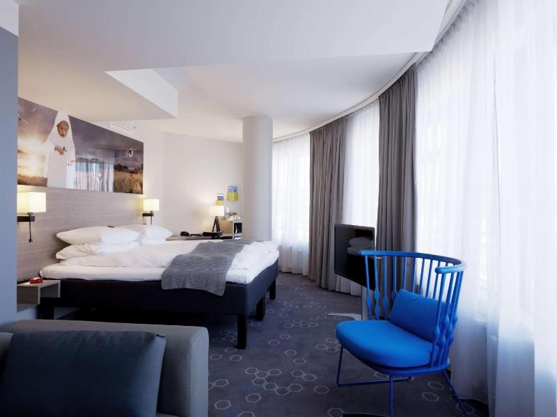 Junior Suite image 1