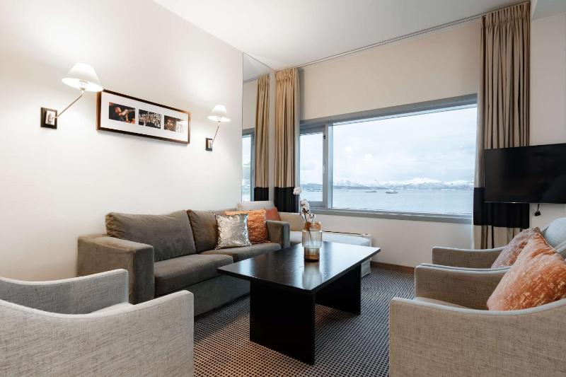 Junior Suite image 4