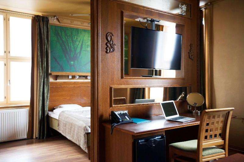 Superior Twin Room with Sauna image 1