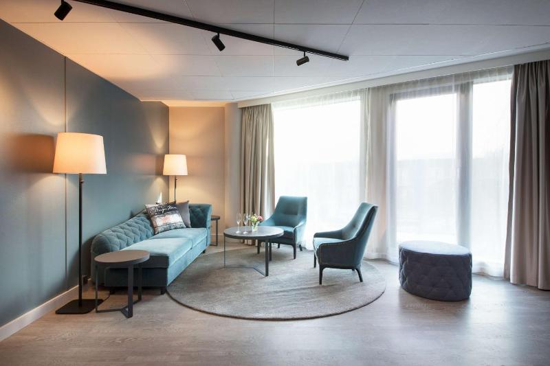 Master Suite image 1