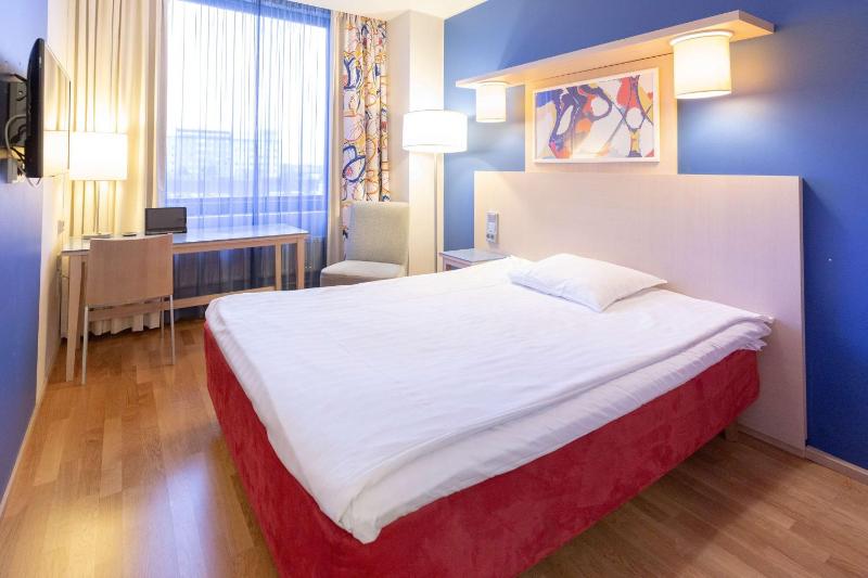 Standard Double Room image 1
