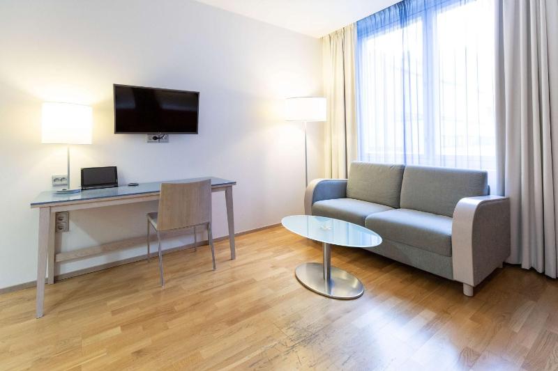 Family Room image 4