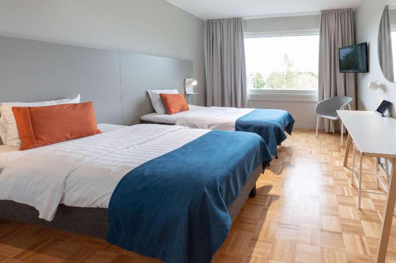 Superior Twin Room image 1