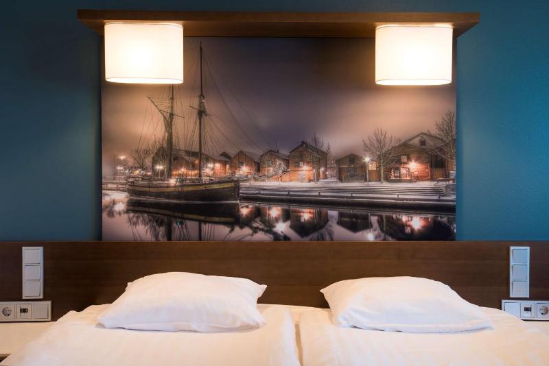 Superior Double Room image 4