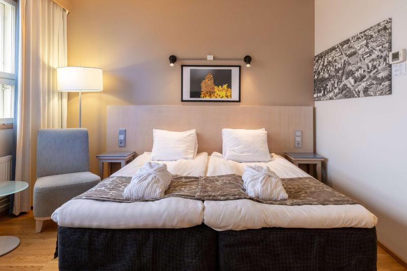 Superior King Room image 1