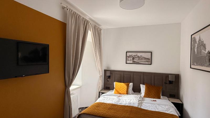 Triple Room image 1