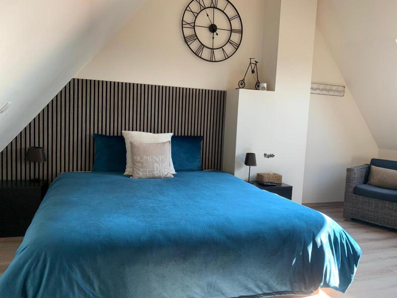 Standard Triple Room image 1