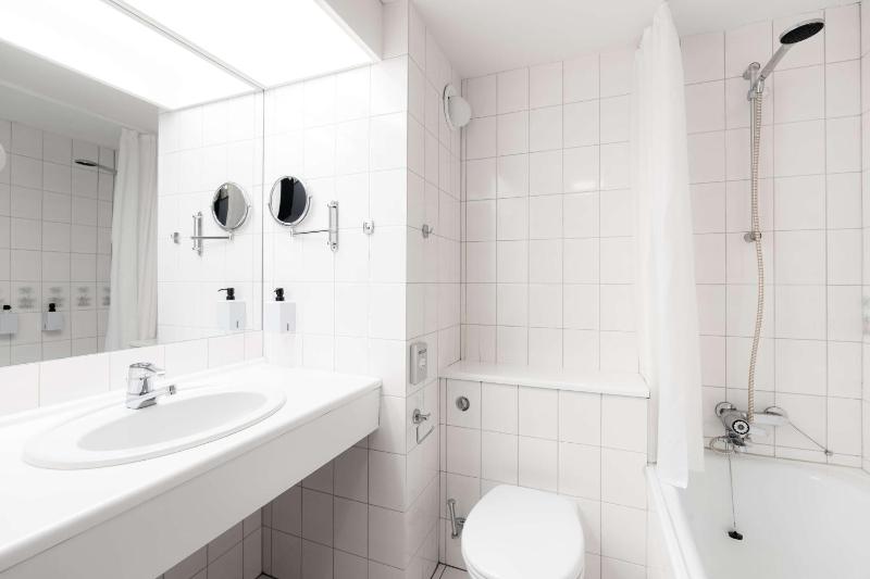 Junior Suite image 2