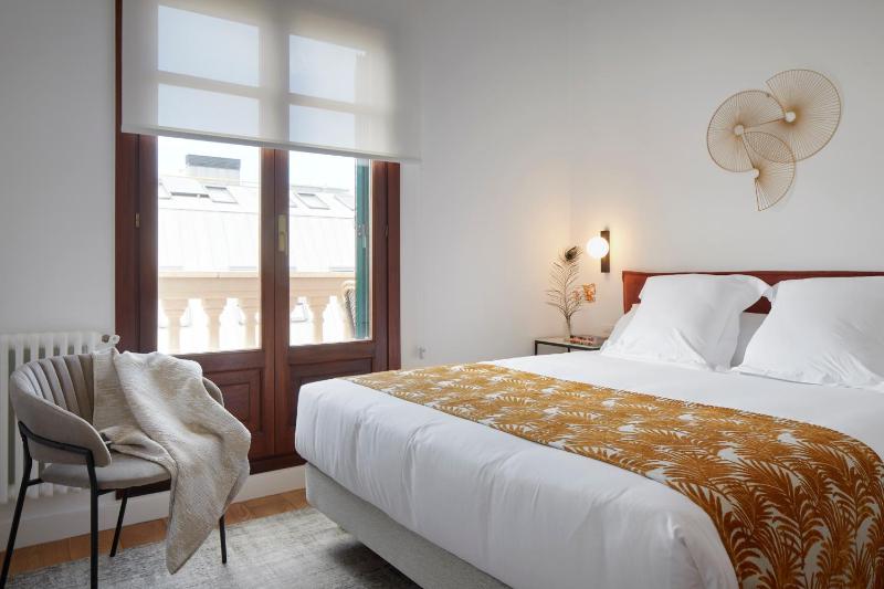 Amuitz Suite by FeelFreeRentals - image 10