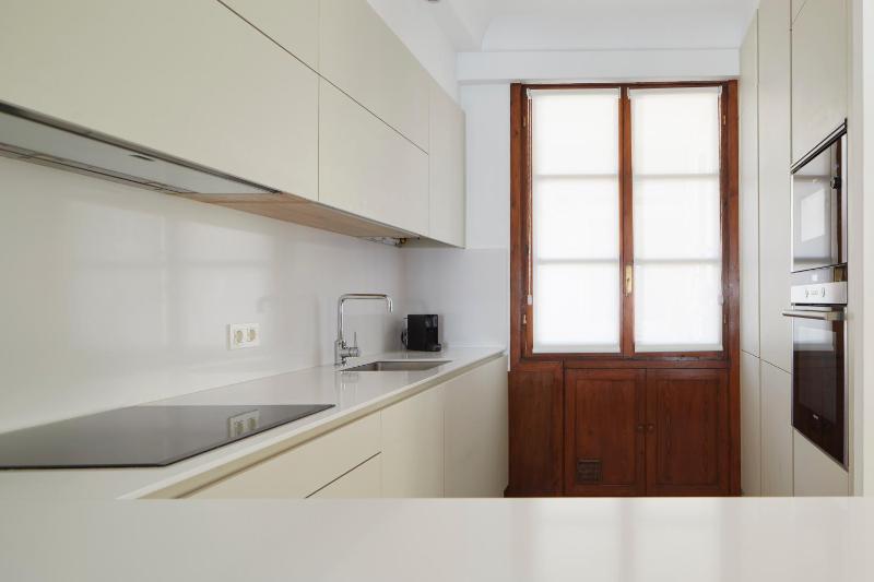 Amuitz Suite by FeelFreeRentals - image 18
