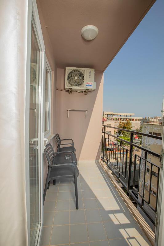 Family Suite (A/C included) image 4