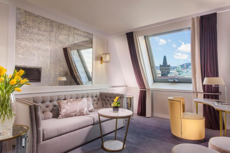 Executive King Suite image 1