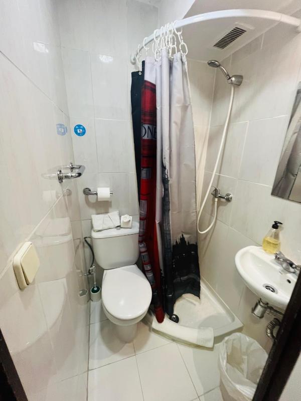 Double Room with Extra Bed image 1