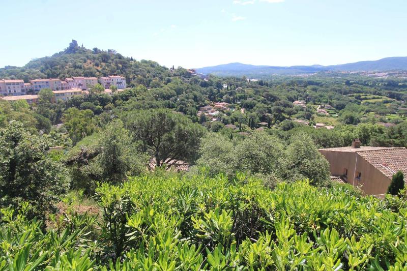La Villa Tara 4 chambres piscine privée vue panoramique sur les collines de Grimaud - image 26
