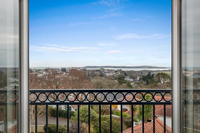 10 Mansion House - Indoor Pool Sea Views Gym - image 27