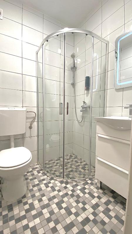 Standard Twin Room image 2