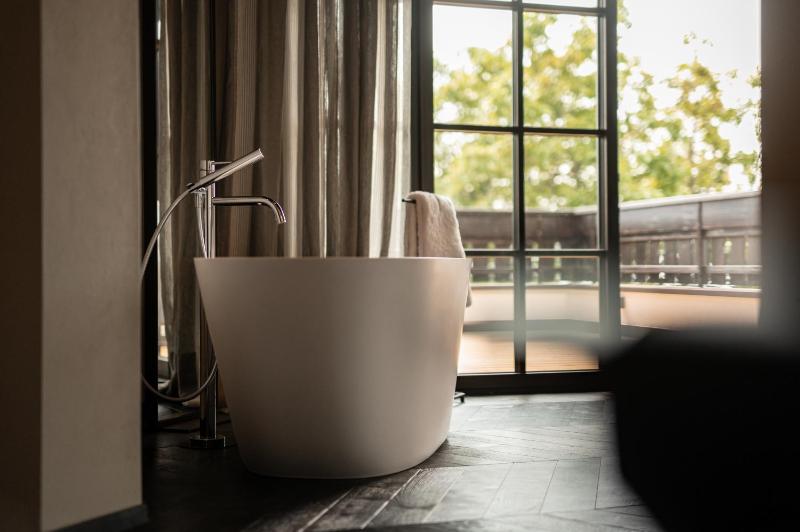 Suite with Mountain View image 2