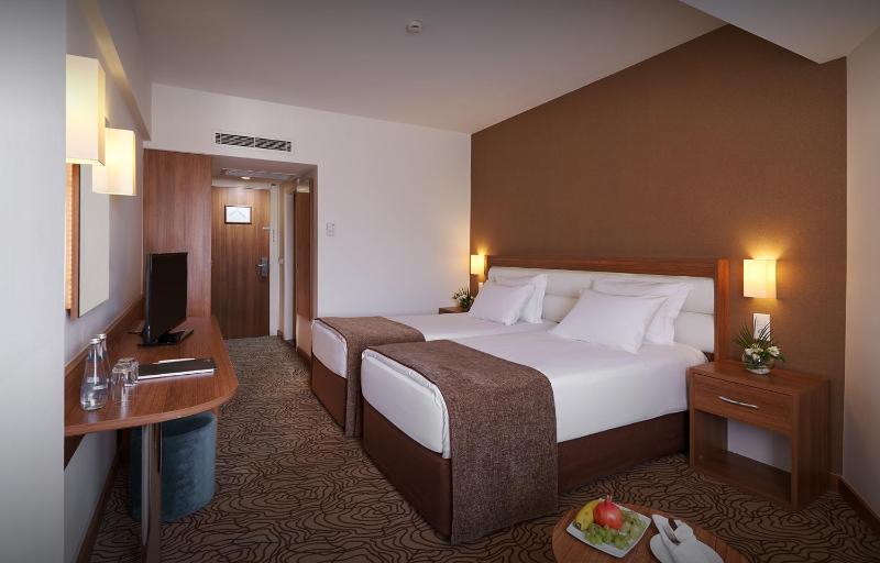 Triple Room image 3